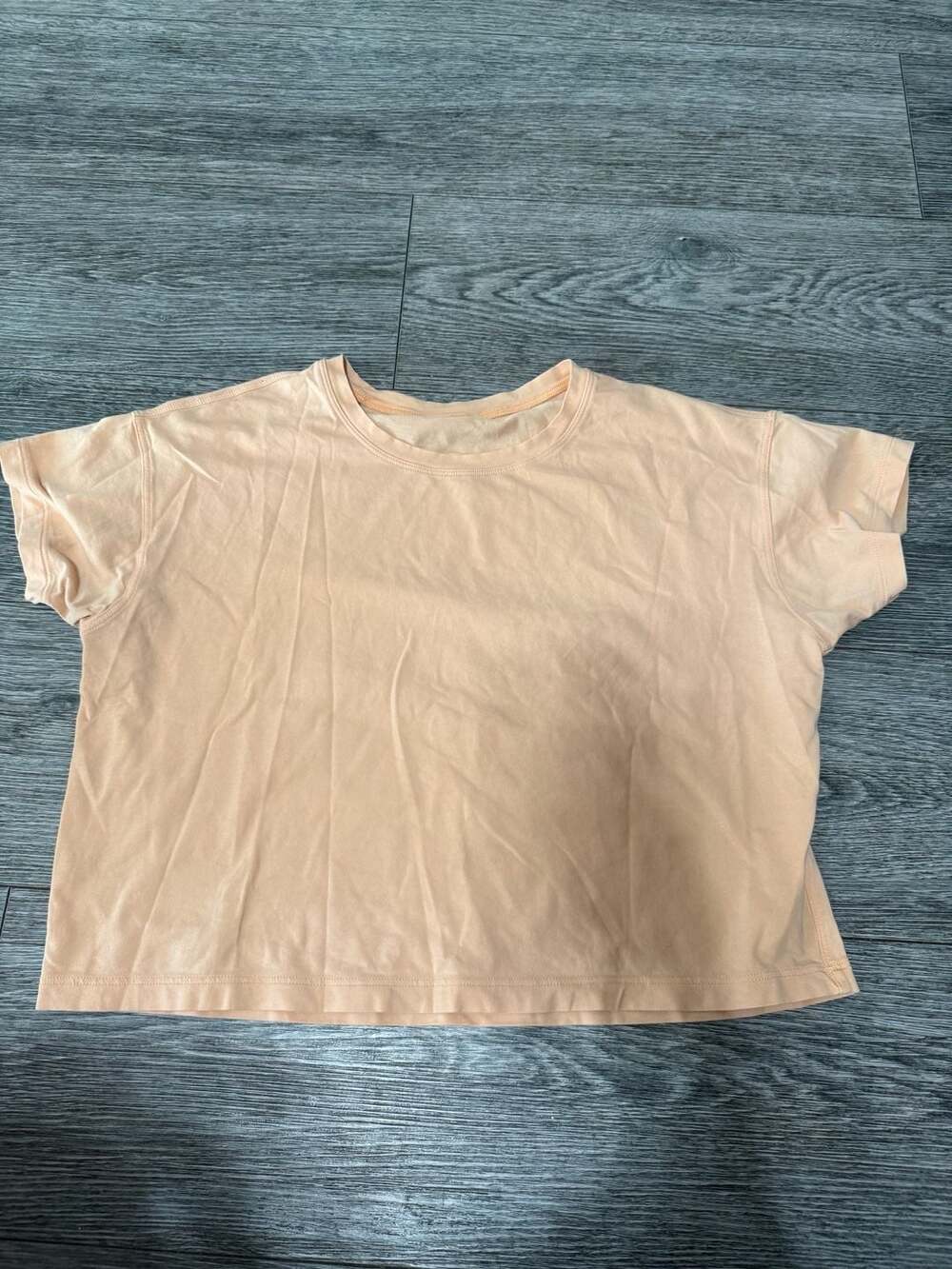 Lululemon Women's Crew Neck Cropped T-Shirt